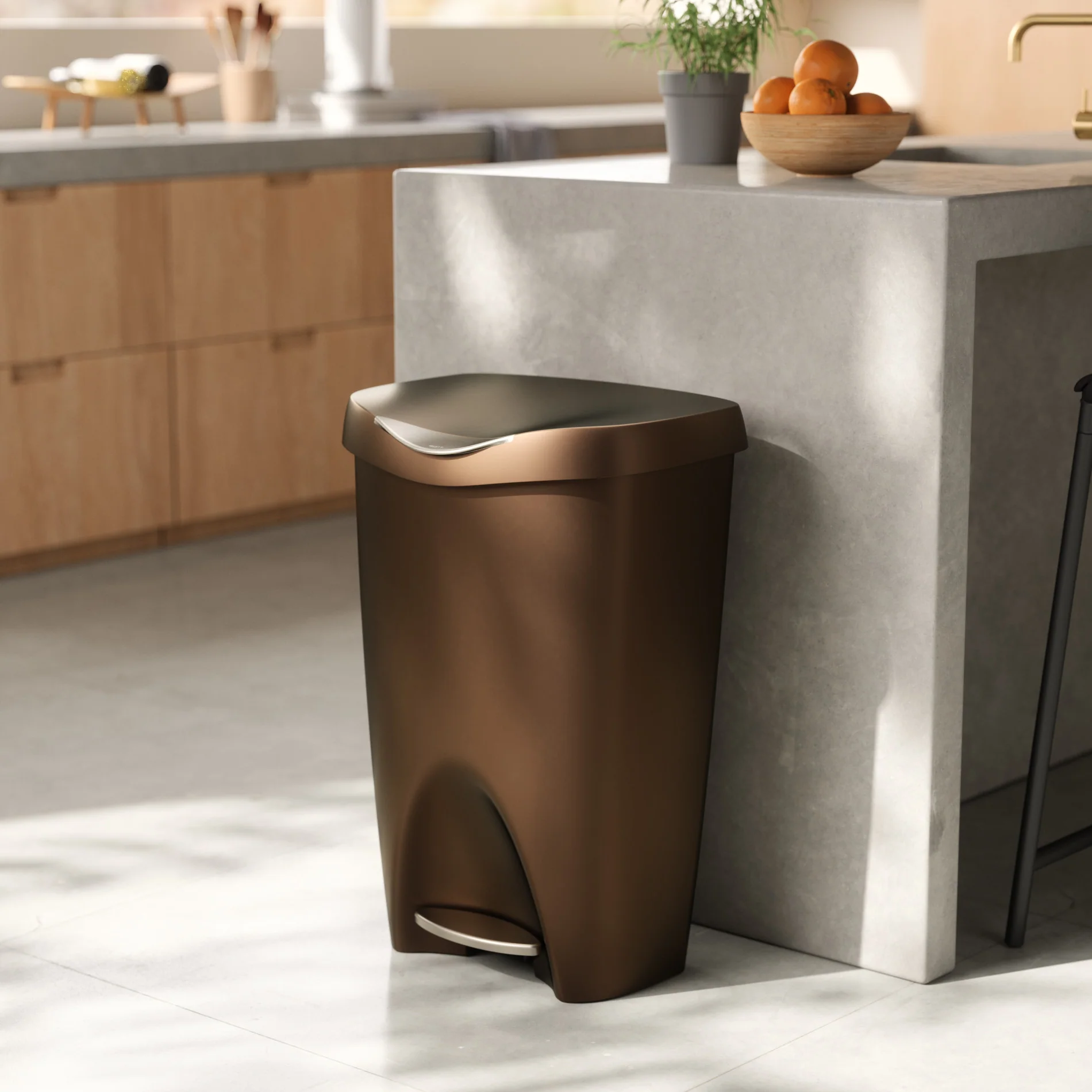 UMBRA Brim Step On Trash Can - Image 18