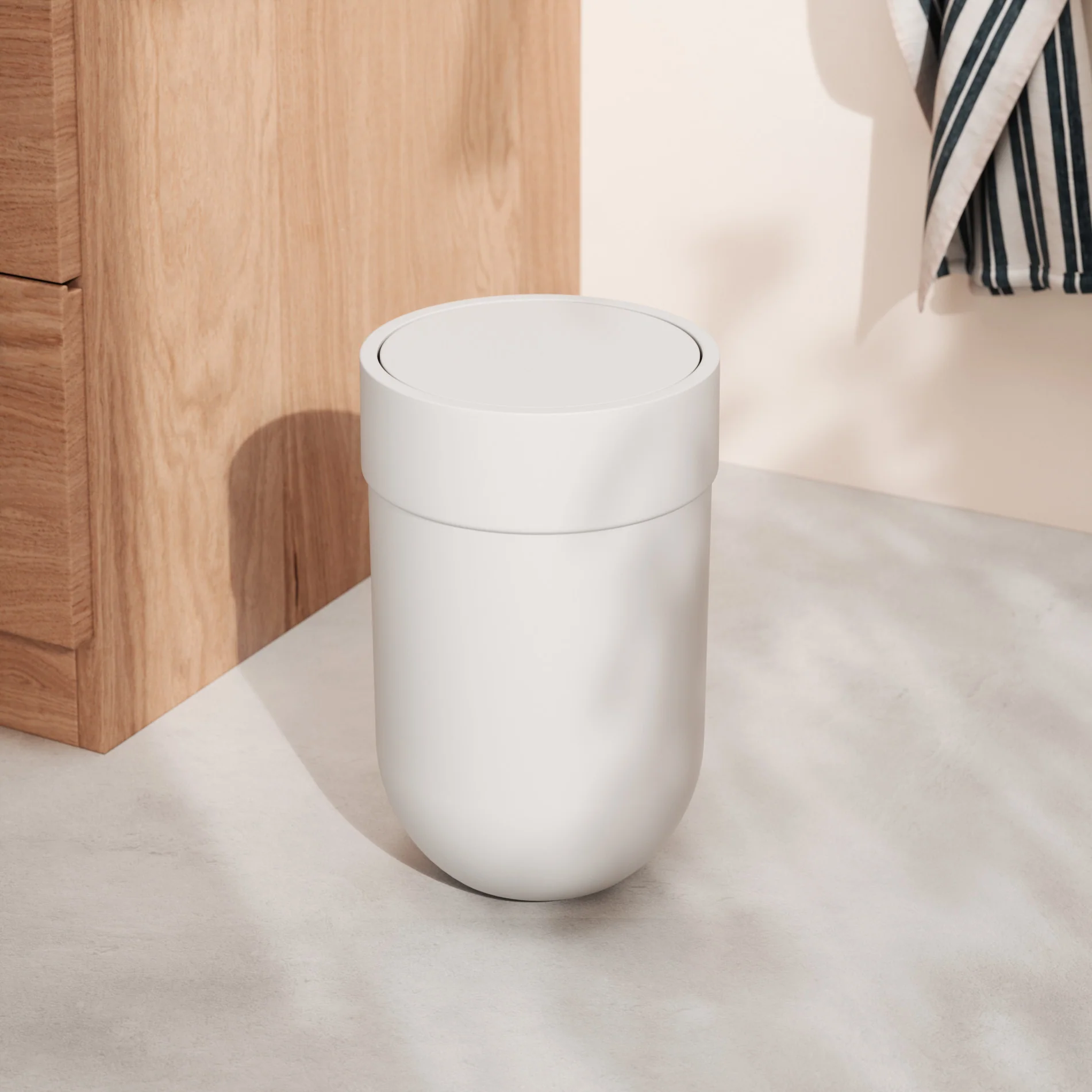 UMBRA Touch Trash Can - Image 2