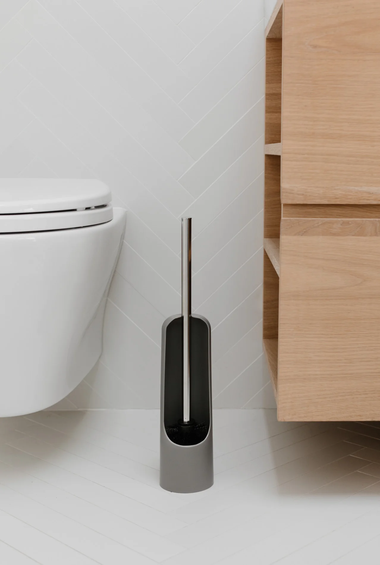 UMBRA Touch Toilet Brush - Image 7