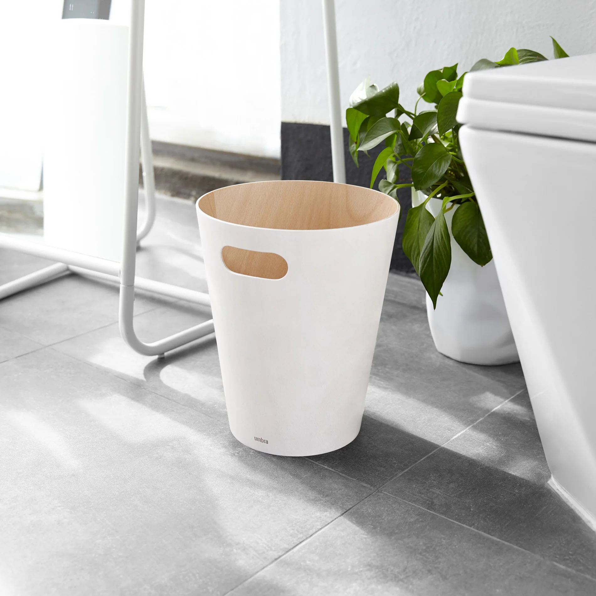 UMBRA Woodrow Trash Can - Image 22