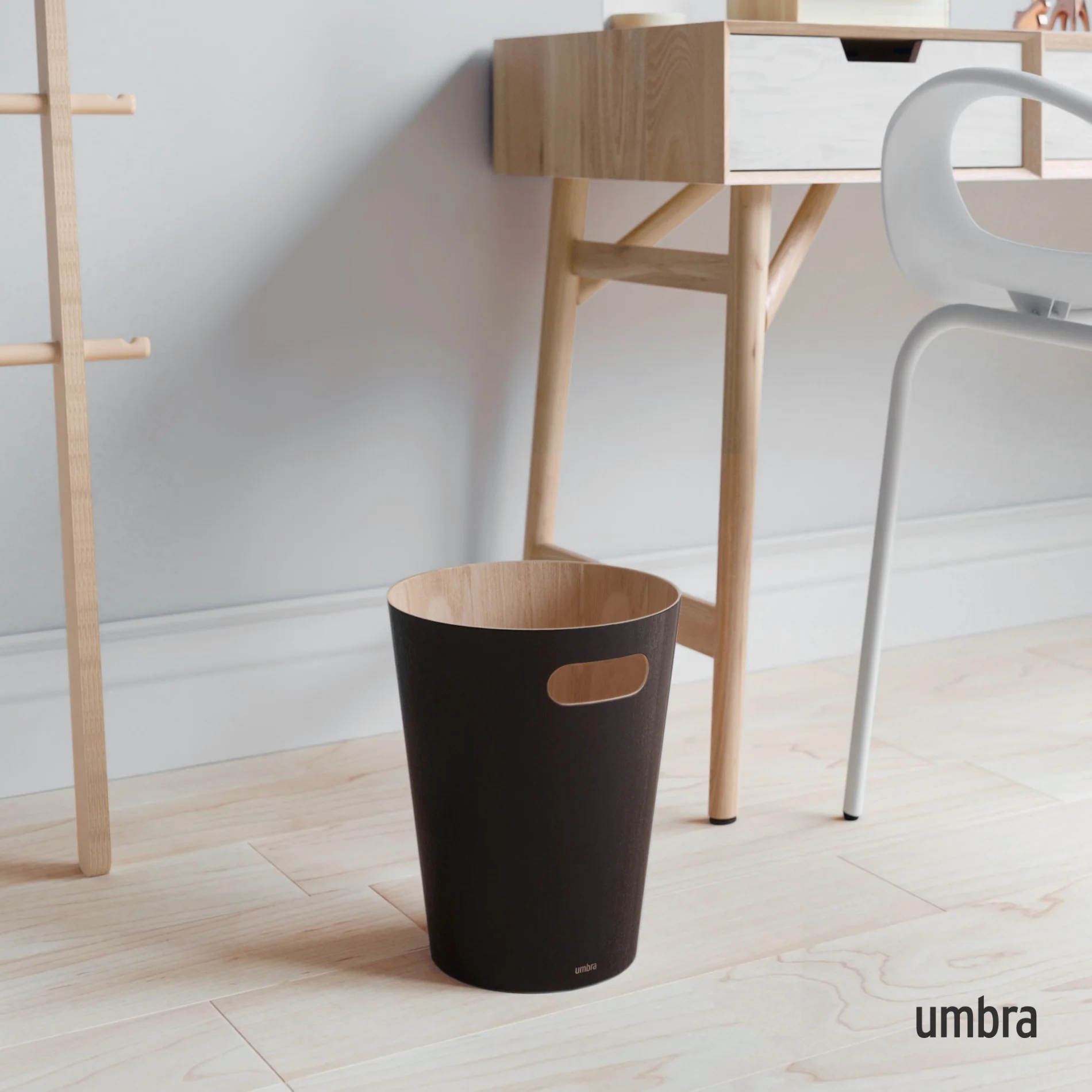 UMBRA Woodrow Trash Can