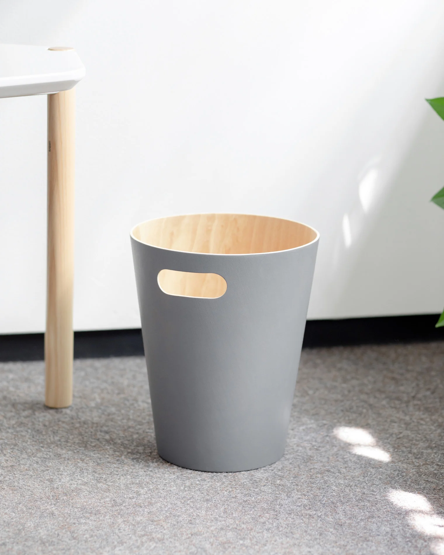 UMBRA Woodrow Trash Can - Image 45