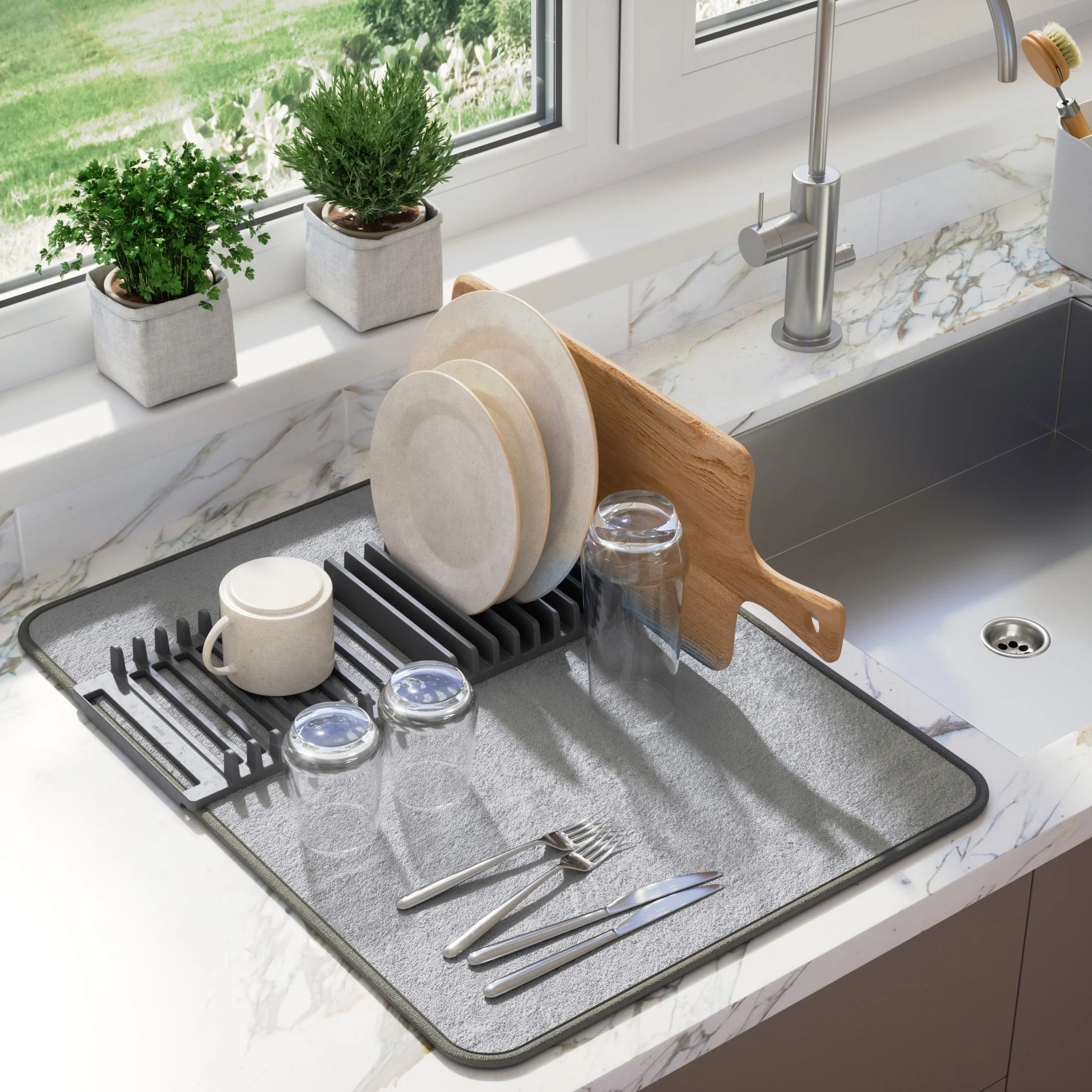 UMBRA UDry Dish Drying Rack with Mat - Image 3