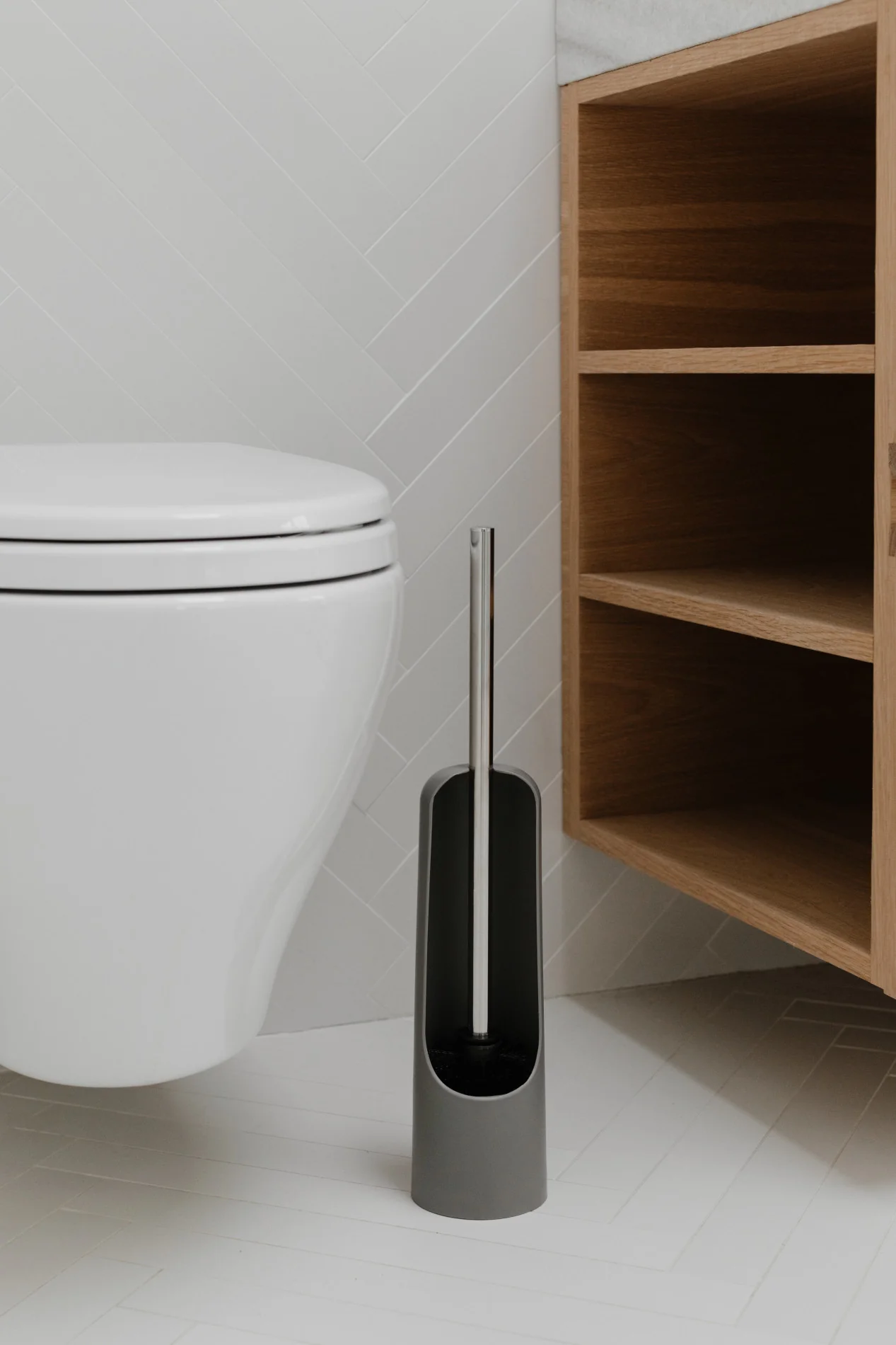 UMBRA Touch Toilet Brush - Image 8
